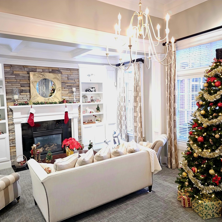 Come home for the Holidays at Chelsea Place Apartments!